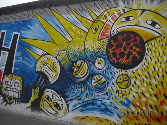 East Side Gallery - Berlin - Graffitis - Smileys