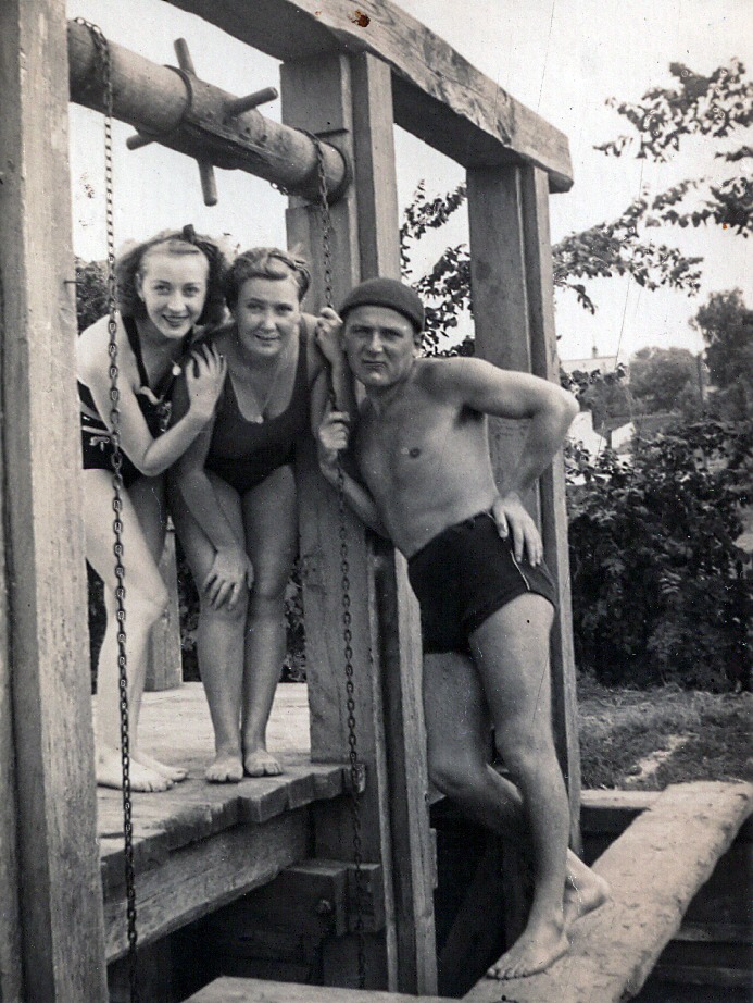 Holidays and Fun in Polska - 1938