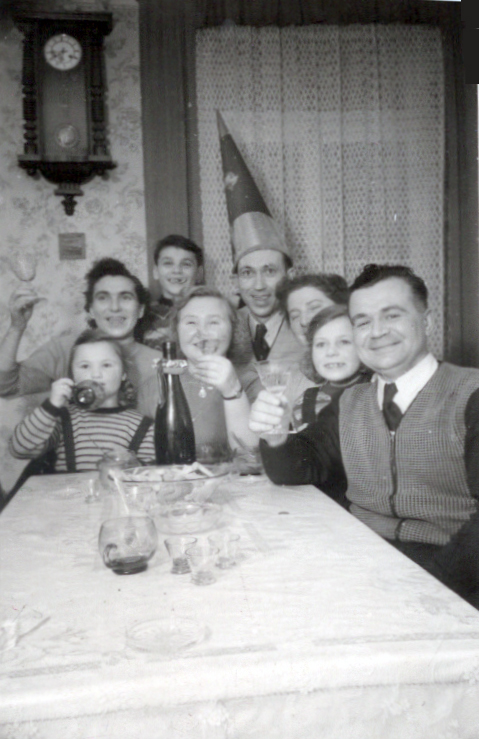 Einschulungsfeier 1953 - Familie Friedrich - Familie Grünewald und Freunde