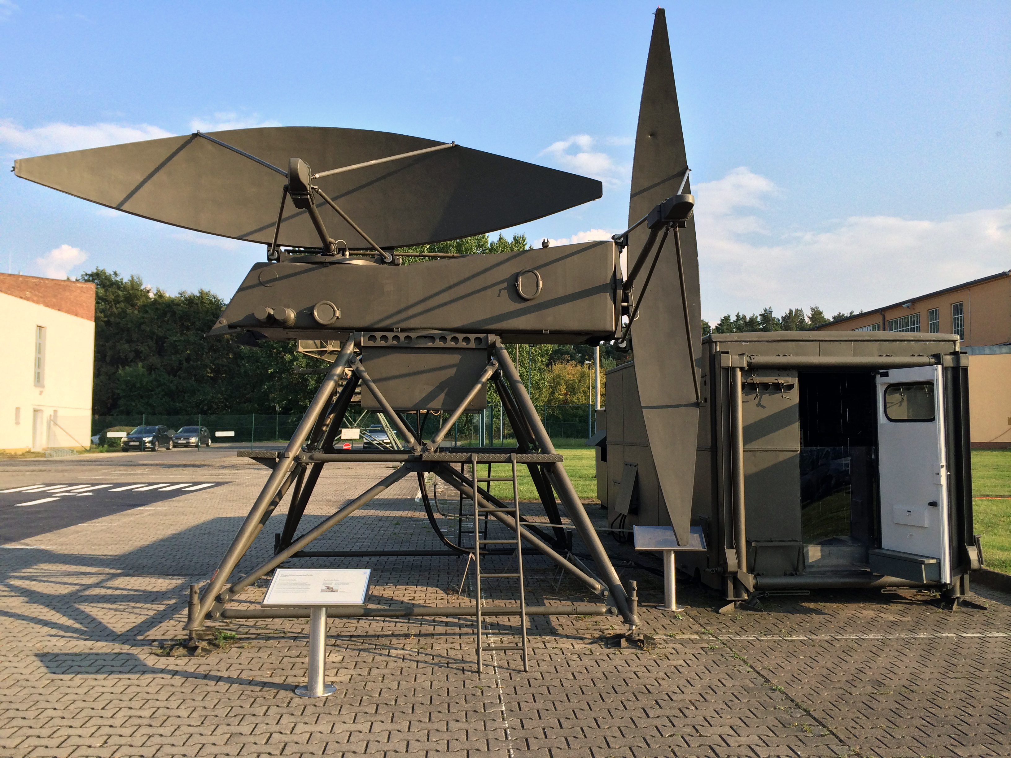 Flugsicherungstechnik PAR-C - Radaranlage