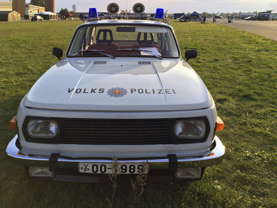 Polizei-Fahrzeug - Trabant - Vopo - DDR