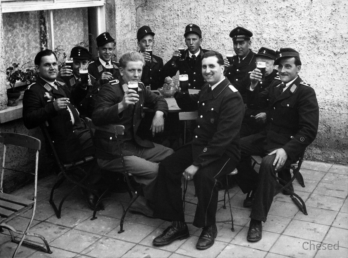 Feuerwehr Königstädten - Ausflug 1950 - Feier