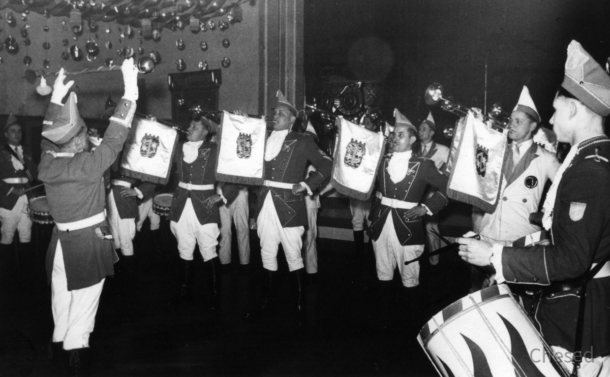 Feuerwehr Königstädten - Fanfarenzug bei Fastnacht - 1965