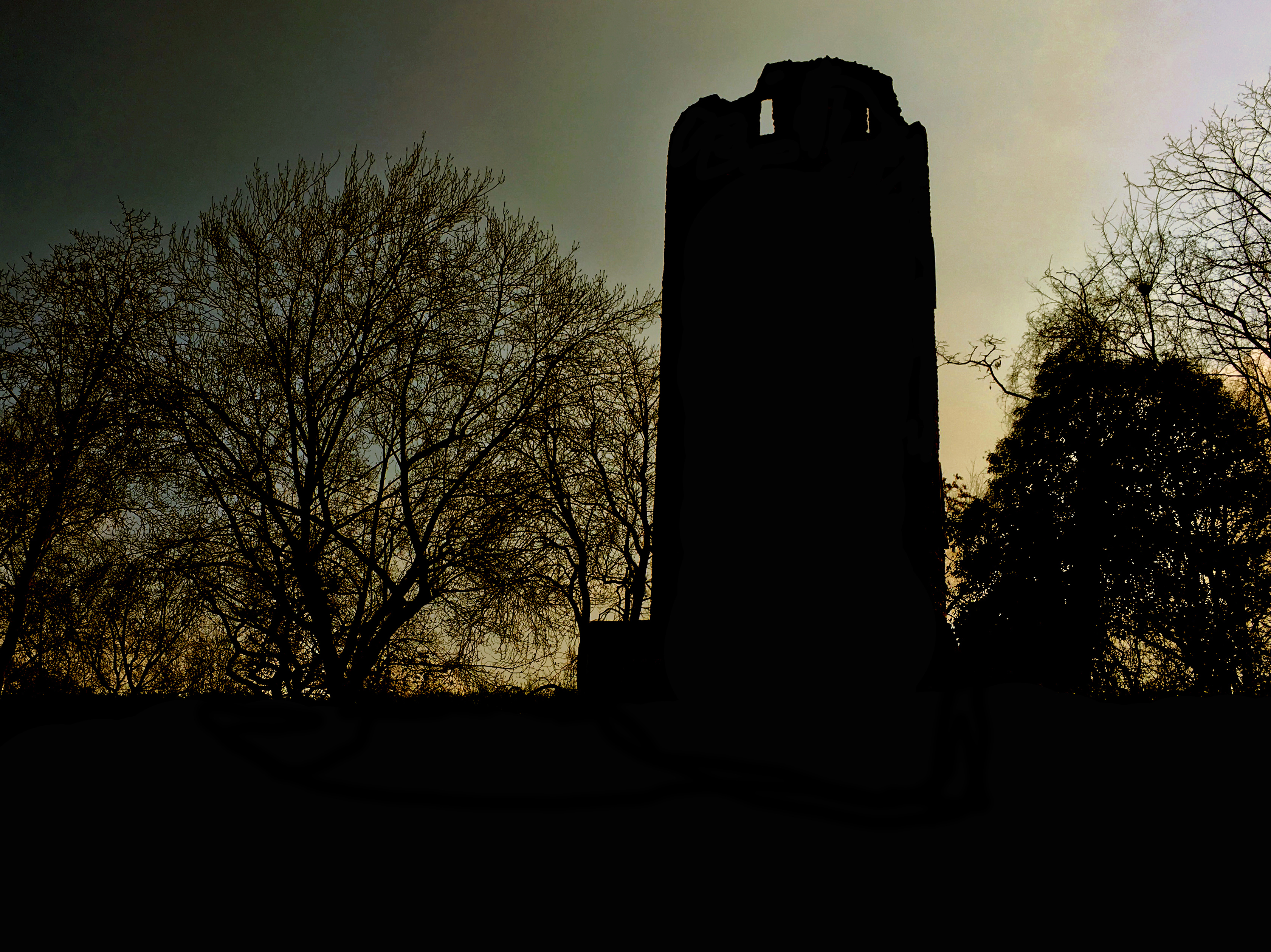 Festungsturm Silhouette - Rüsselsheim am Main