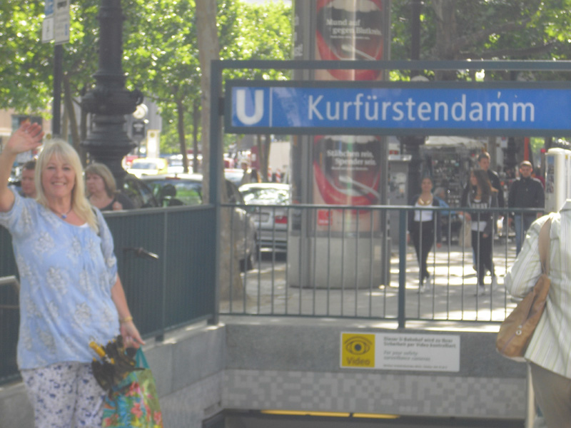 U-Bahn - Kurfürstendamm - Berlin