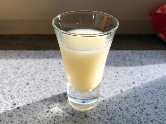 Jeden Tag 1. Schnapsglas trinken - Zitronen Knoblauch Heilkur