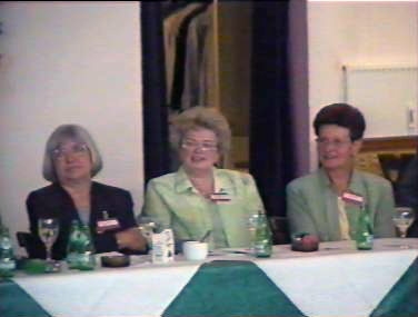 Klassentreffen 2001 Zentralschule Lehnin - Monika, Ingrid, Irmhild