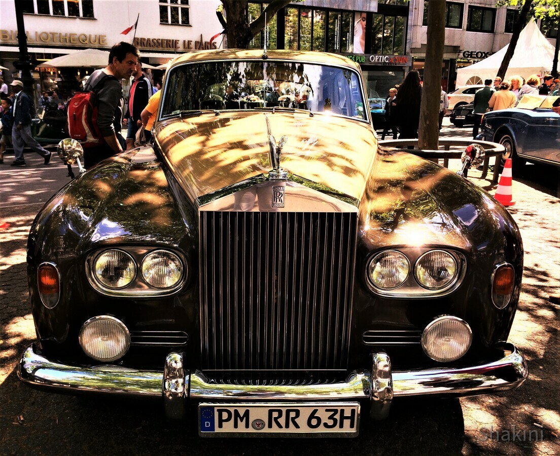 Rolls Royce ?