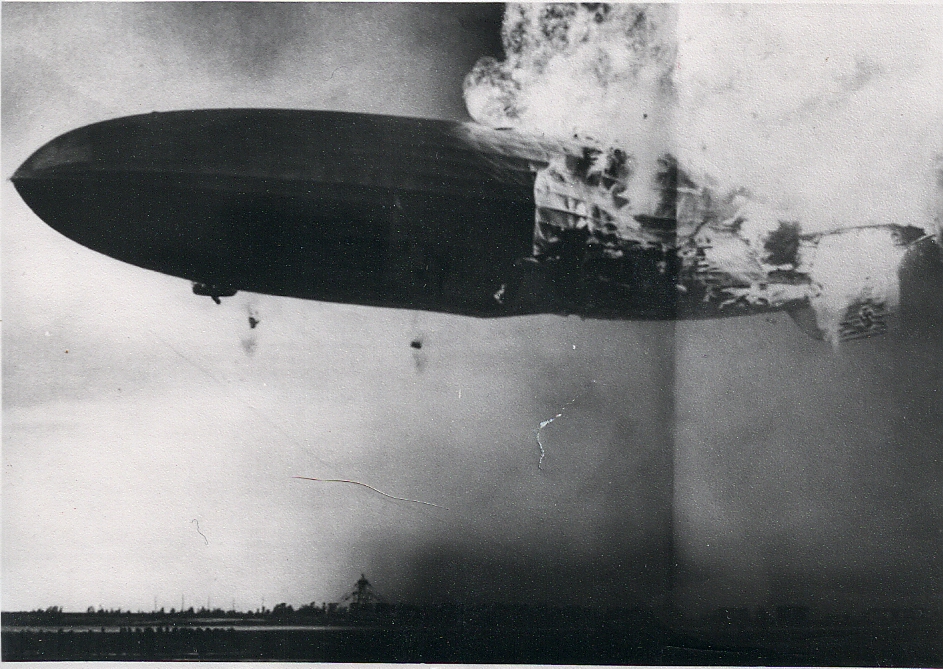 Zeppelin Katastrophe - Hindenburg LZ 129 in Lakehurst, New Jersey, am 6.5.1937