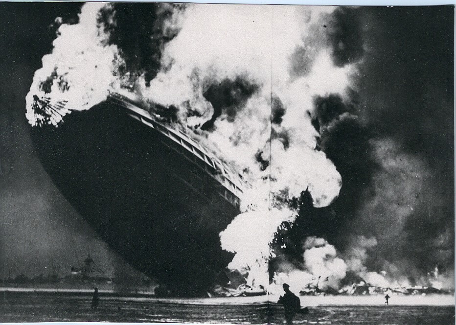 Zeppelin Katastrophe der Hindenburg LZ 129 in Lakehurst, New Jersey, am 6.5.1937