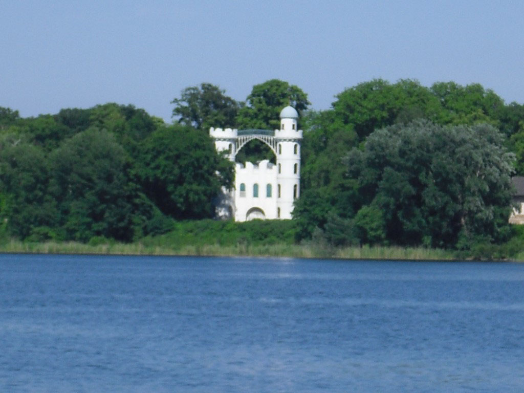 Die malerische Pfaueninsel im Wannsee