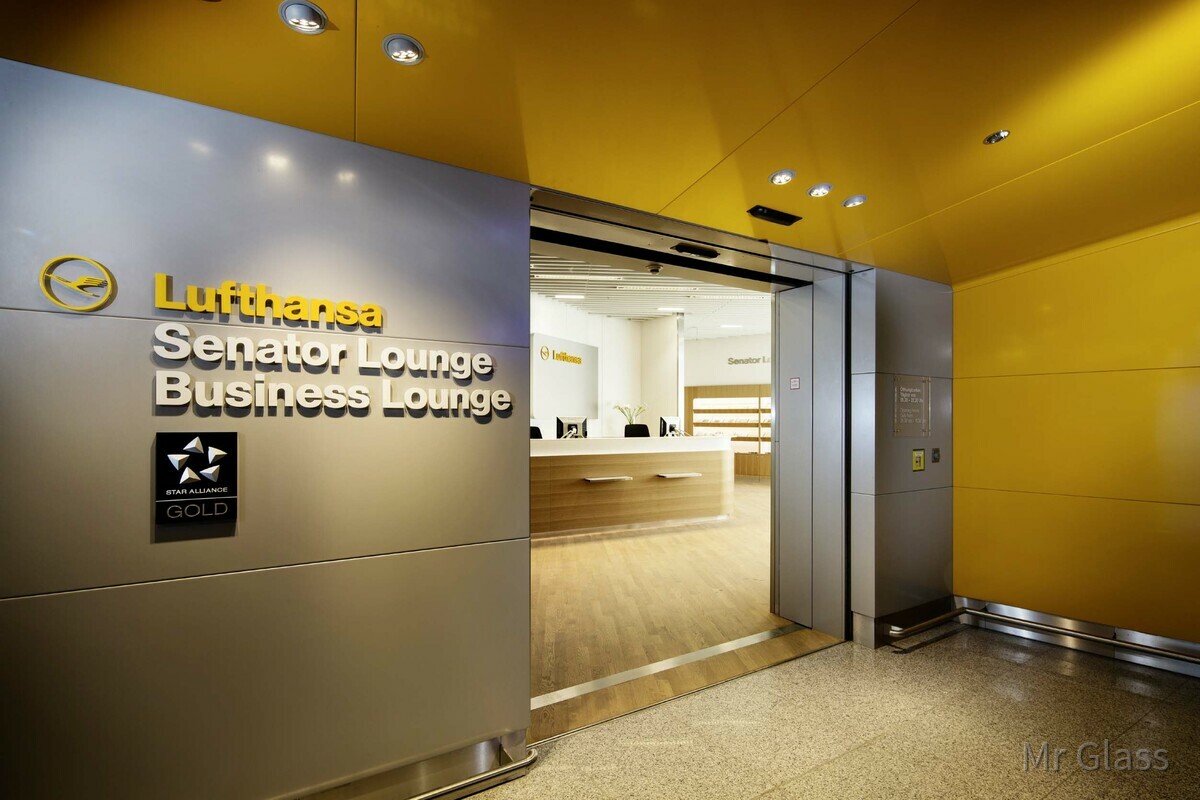 Lufthansa Senator Lounge - Lufthansa Business Lounge - Frankfurt Airport - Frankfurt Flughafen