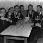 Feuerwehr Königstädten - 1957 - Bier aus dem Stiefel - Gaststätte Reinheimer