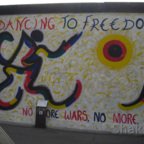 East Side Gallery - Berlin - Graffitis - Dancing To Freedom