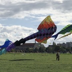 Riesendrachen Festival am Tempelhofer Feld - Berlin