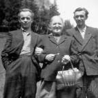 Mein Vater Ludwik Fila (links) mit Großmutter Katarzyna und Onkel Włodek