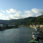 Rhein mit Burg in der Nähe von Koblenz