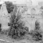 Ruine der Evangelische Kirche Königstädten 1951