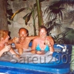Party in der XXL-Badewanne in Mexiko