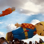 Riesendrachen Festival am Tempelhofer Feld - Berlin