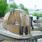 Weltkugelbrunnen am Kurfürstendamm - Wasserklops